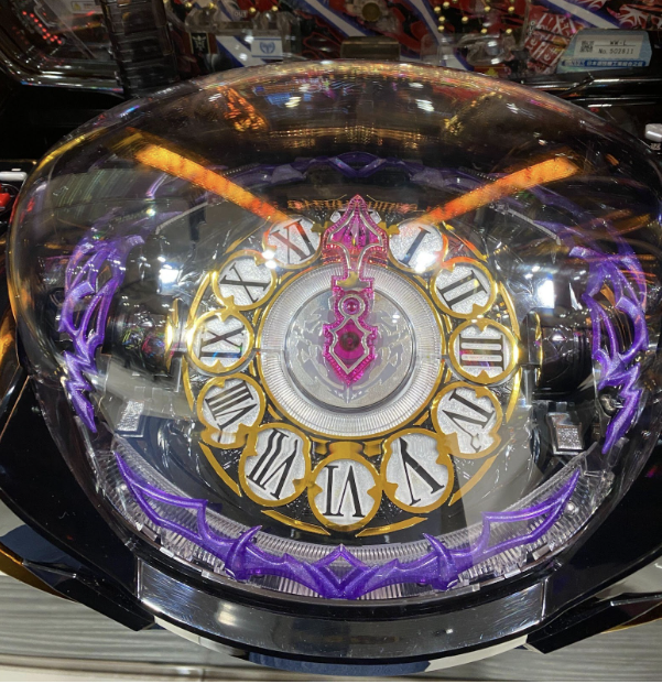 パチンコ先バレ白ボタン